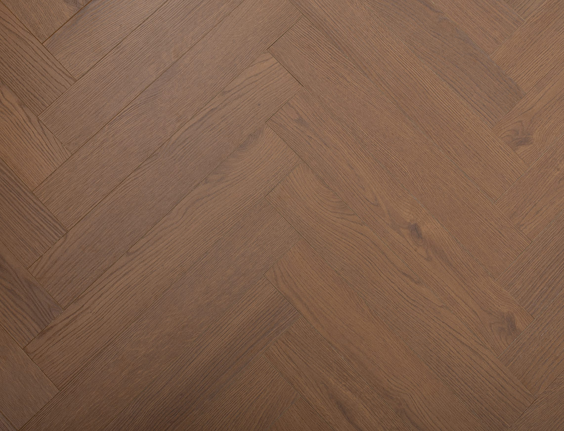 Imagine Bella Oak 8mm x 100mm Laminate Herringbone
