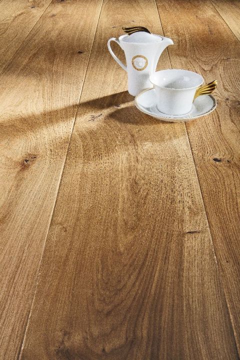 WFUK Oak Valley Oak 14mm x 207mm Brushed & Oiled 