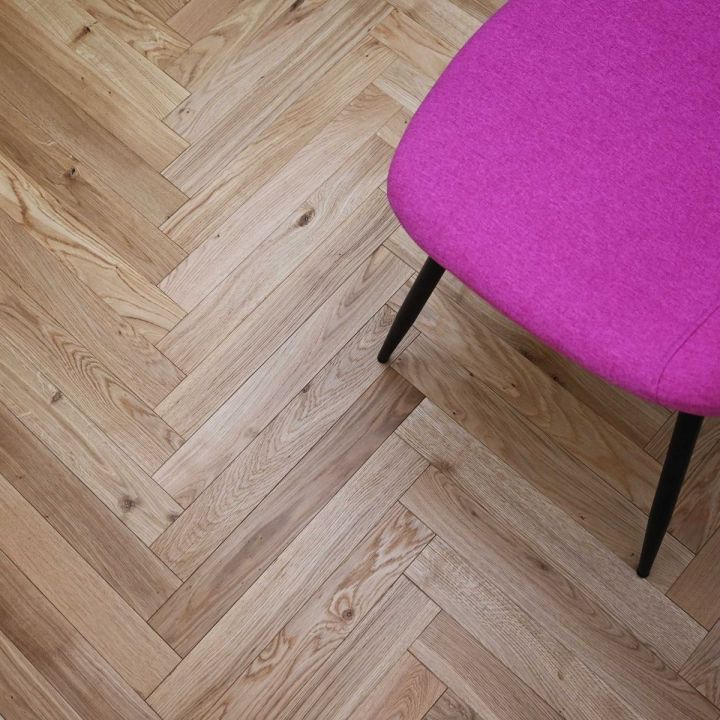 Europa Oak Herringbone Natural 11mm x 70mm Brushed & UV Oiled