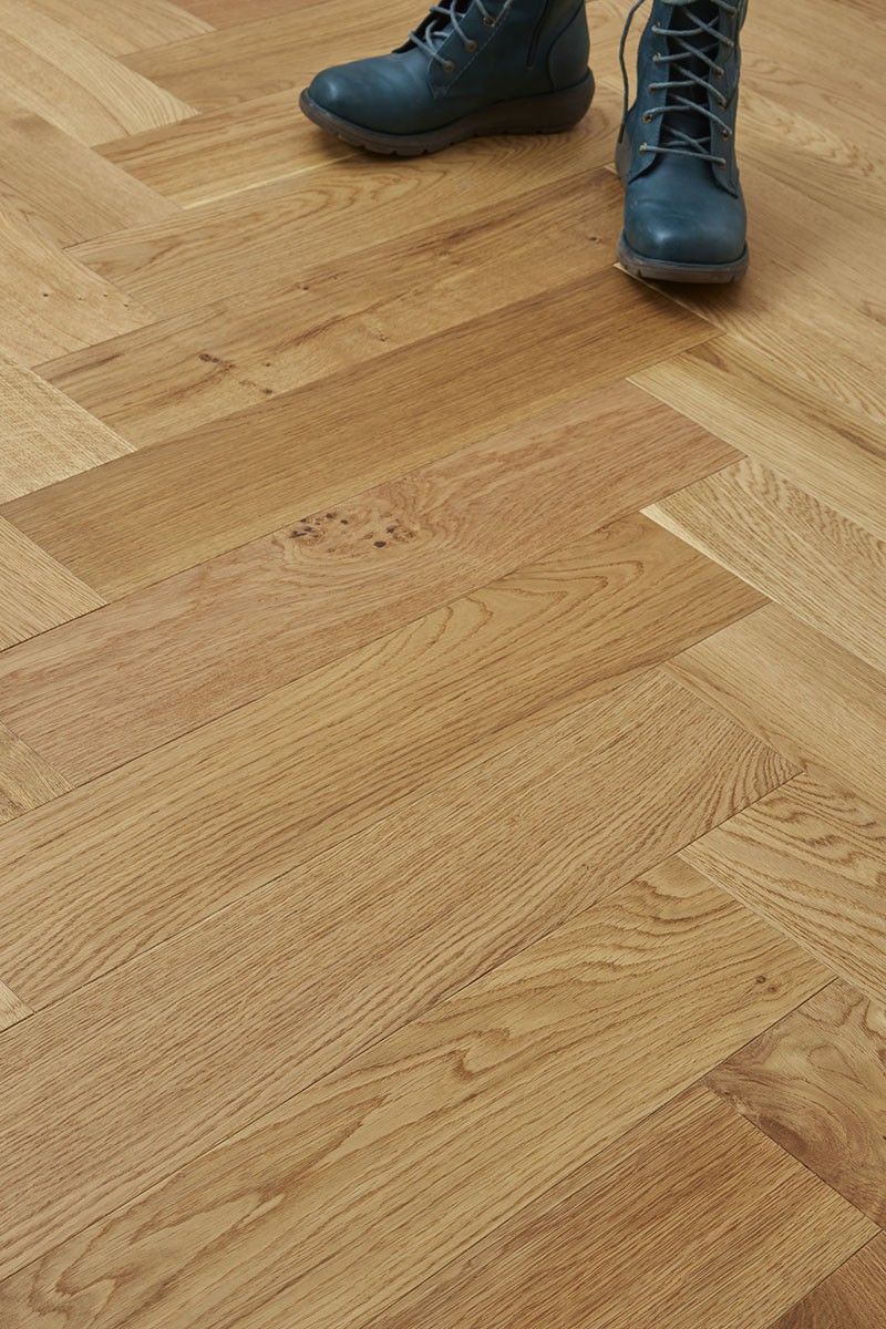 7M2 LEFT Homeland Oak Herringbone 15mm x 120mm UV Oiled Herringbone